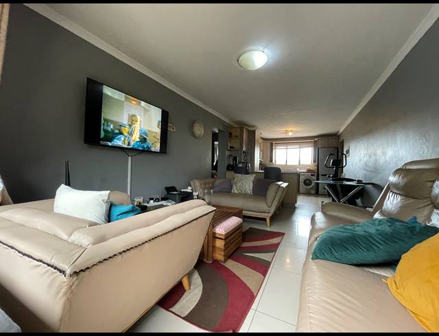 2 BEDROOM APARTMENT FOR SALE IN MONTCLAIR